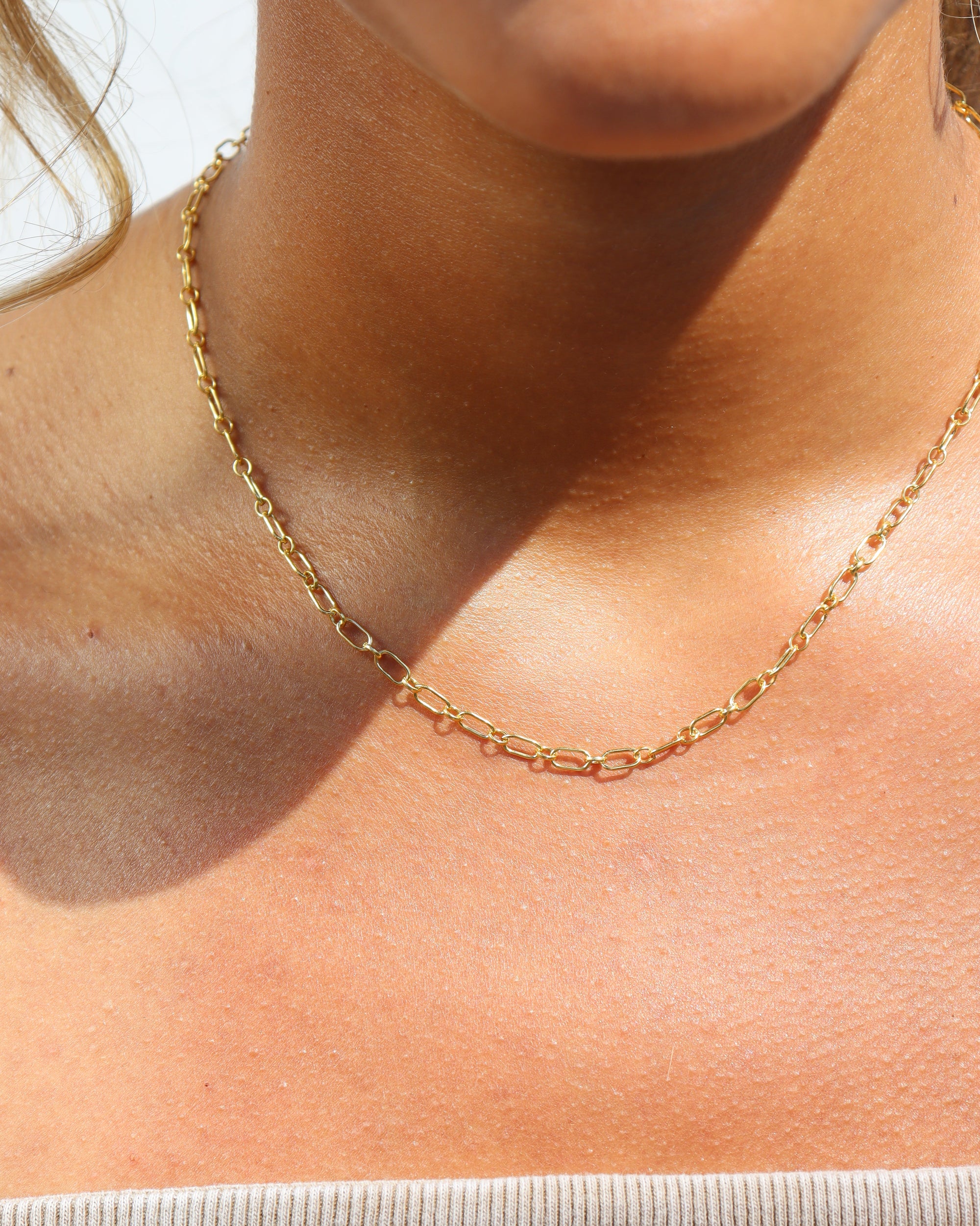 Model wearing 14k gold fill Brooklyn chain