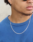 Model wearing 925 sterling silver Carter chain