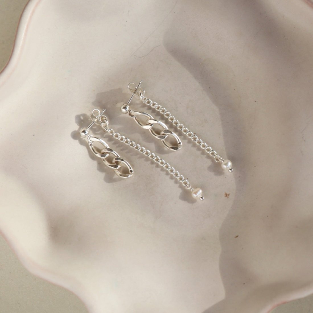 925 sterling silver Alex Chain Stud post with a la mer back drop meet on the end with a pearl on the end.